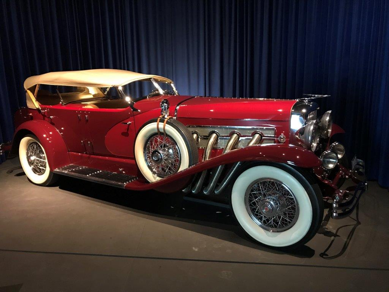 1935 Deusenberg SJ with double phaeton coachwork by LeGrande. First owned by WW1 ace Reginald Sinclair. Cost $20k new, at a time when a Ford was $500. That is one sexy roofline..